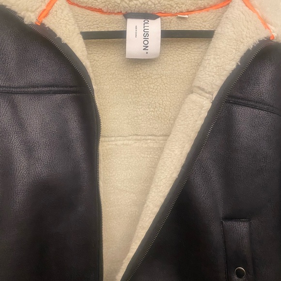 Jacket - Picture 5 of 5